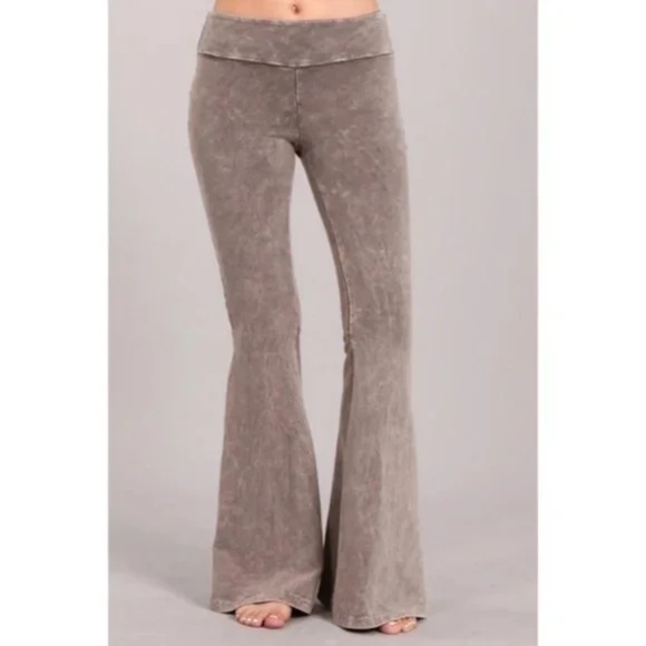 Desert Taupe Mineral Wash French Terry Flared Bell Bottom Pull On Pants Pockets - Picture 3 of 5